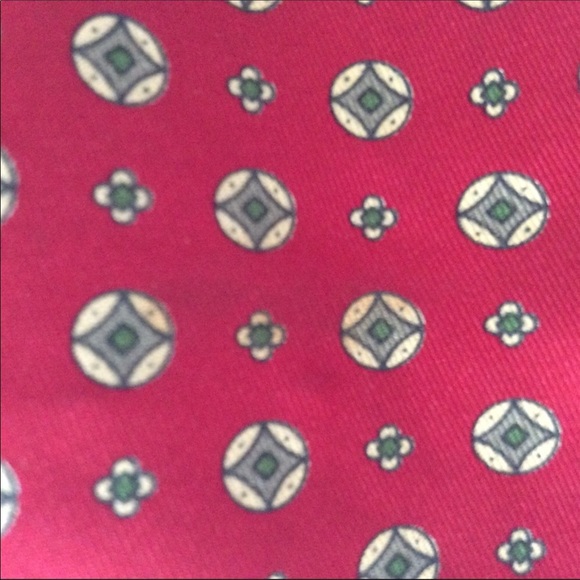 TOMMY HILFIGER SILK TIE RED DIAMONDS - Picture 6 of 7